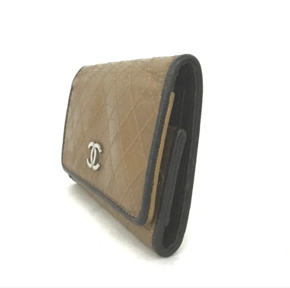 CHANEL Quilted Matelasse CC Logo Lambskin 6 Key Case/3U1226 - Picture 8 of 8